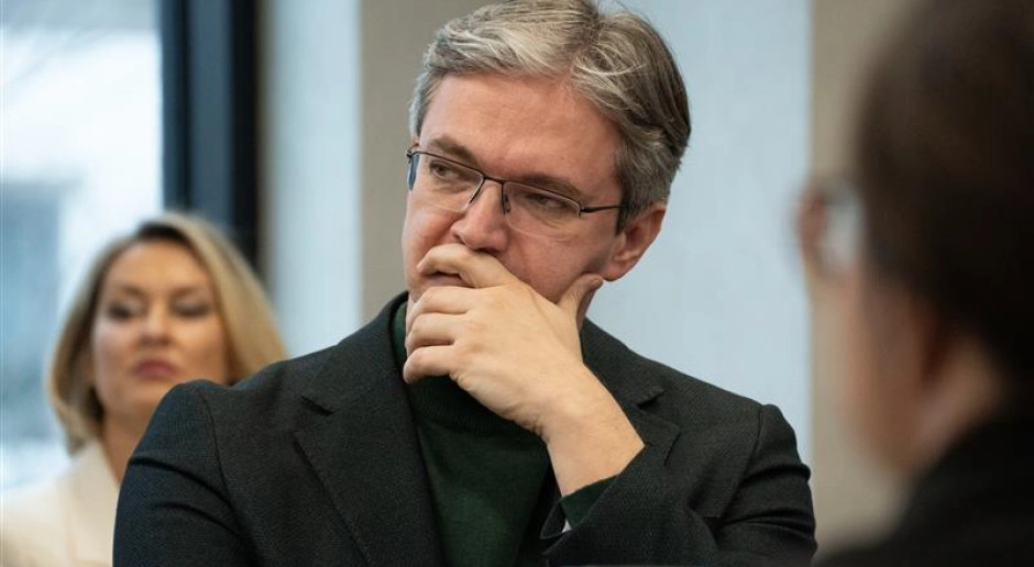 "To jest gra o interesy gospodarcze". Szef komisji zdrowia w PE o pakiecie farmaceutycznym