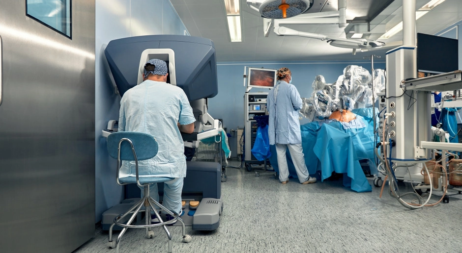 Uszkodzony pęcherz, przecięta aorta. Operacje robotowe pod lupą RPP. Mamy najnowsze dane