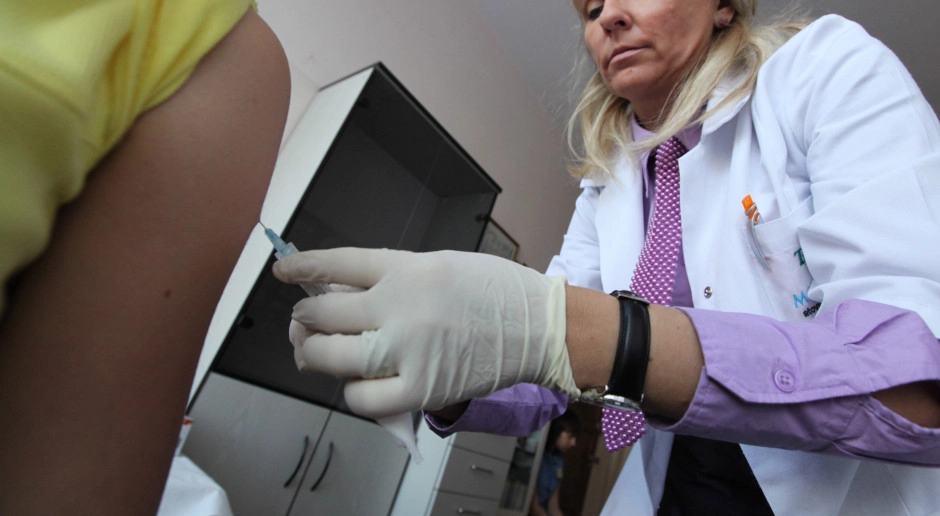 E-karta szczepień może ruszyć jeszcze w tym roku. Najpierw kontrola kart wszystkich dzieci