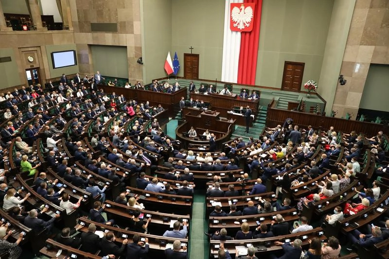 Podwyżki w ochronie zdrowia wracają na stół. Sejm, Senat i Trójstronny Zespół zaczynają rok od rozmów o płacach